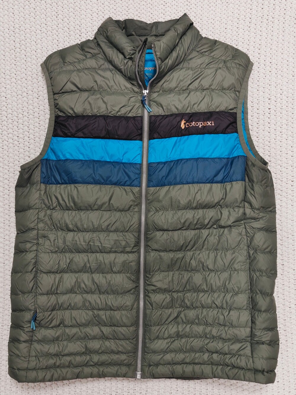 Cotopaxi Men's Fuego Spruce Stripes Olive 800 Fill Down Puffer Zip Vest - Sz L